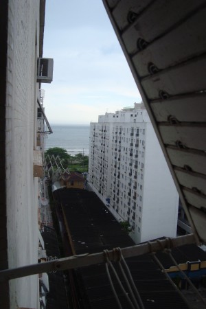 KITCHENETTE em Santos 1 quadra da Praia Embaré R$ 159.850,00